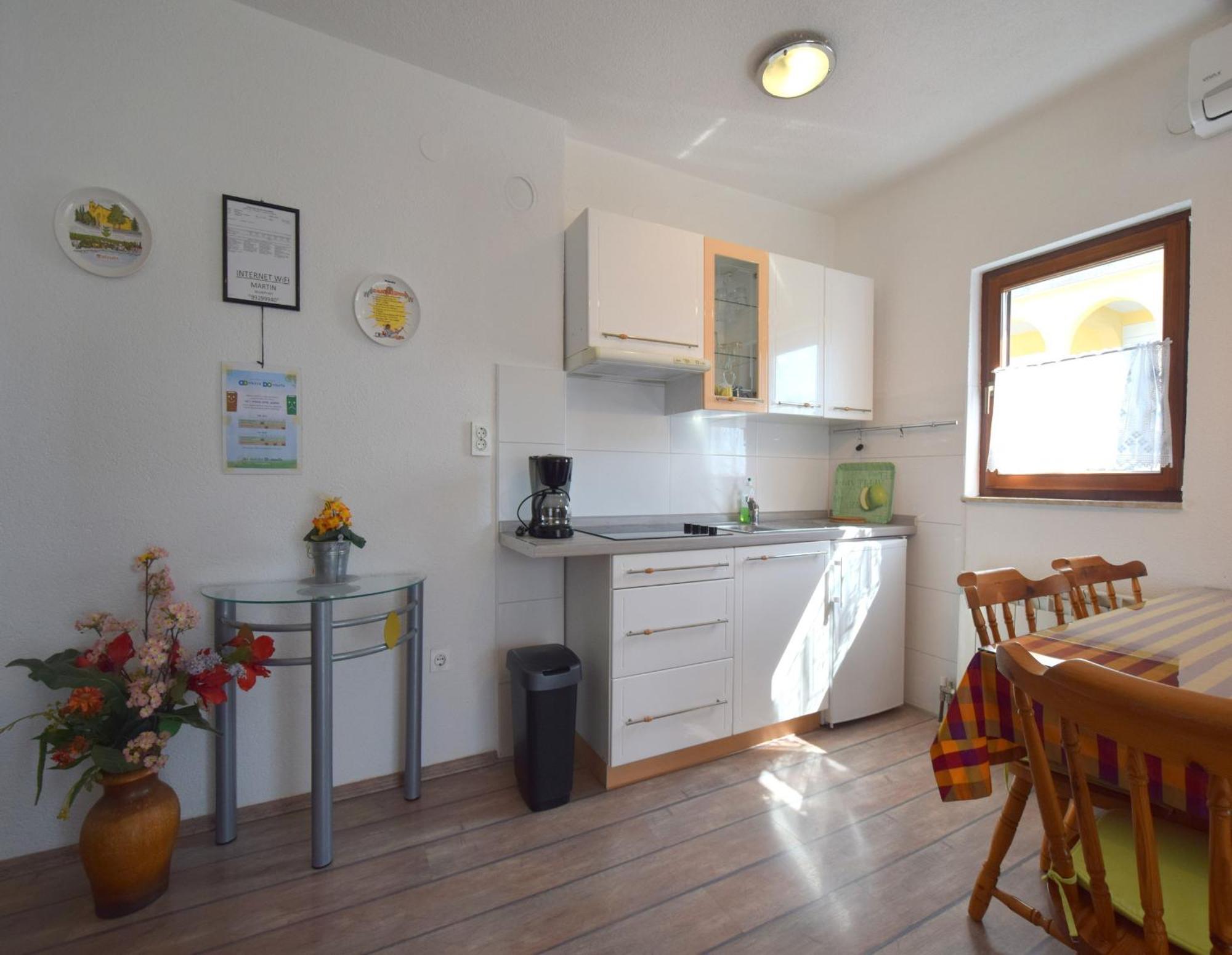 Apartments Martin Malinska Buitenkant foto