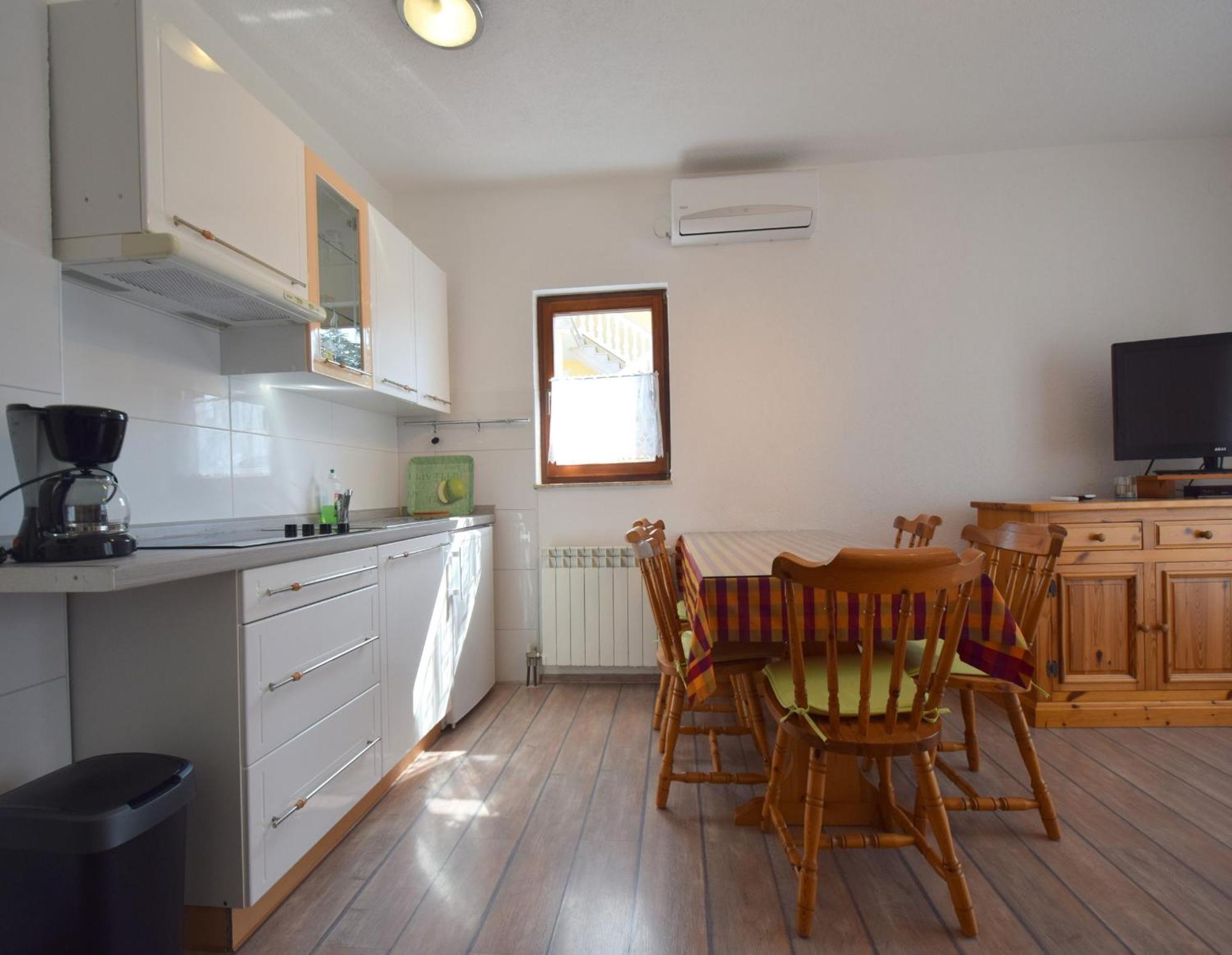 Apartments Martin Malinska Buitenkant foto